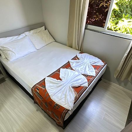 07-Studio Encantador Para Casal Curitiba Eksteriør bilde